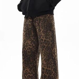 LEOPARD PRINT JEANS SIZE LARGE